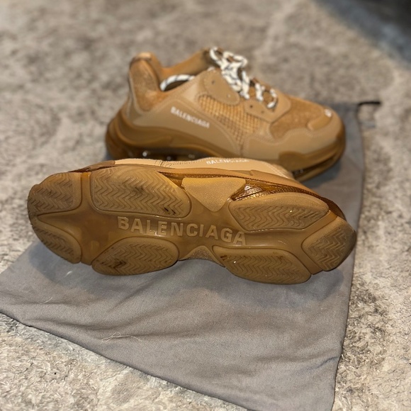 Balenciaga Triple S Sneakers Tan Brown Size 43 / US 9 – Like New w/ Dust Bag & E - Picture 3 of 4